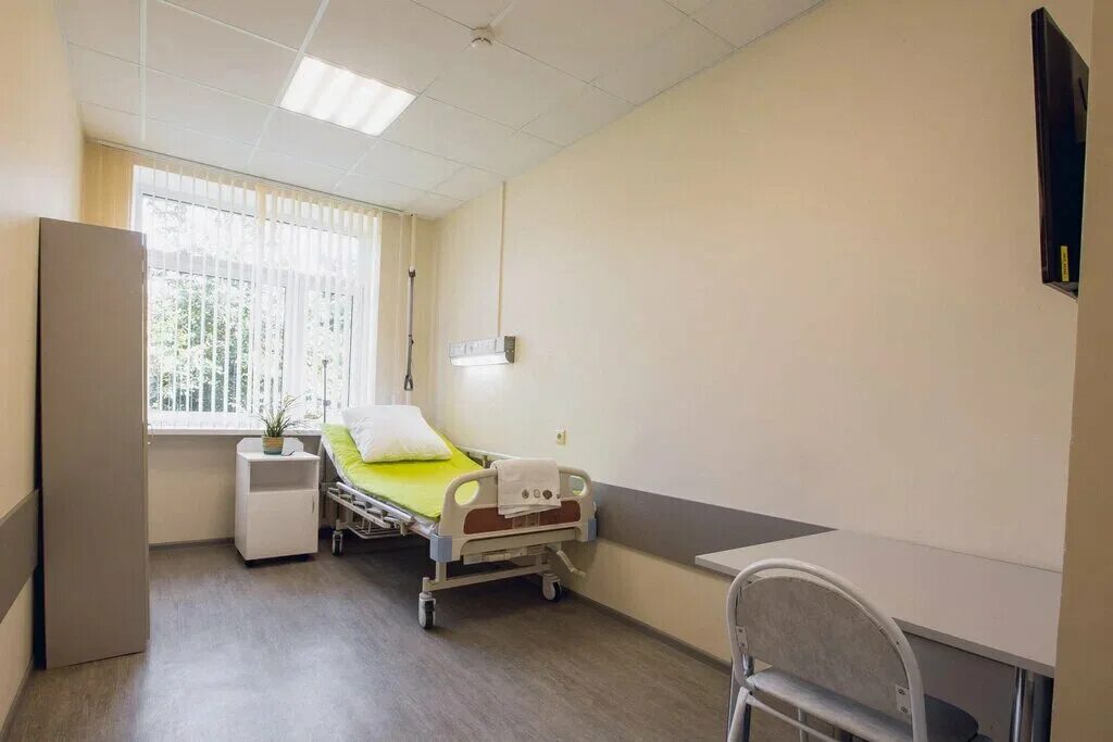 одноместная палата. платная палата в больнице. палата в платной клинике. одноместная палата в больнице. одноместная палата.