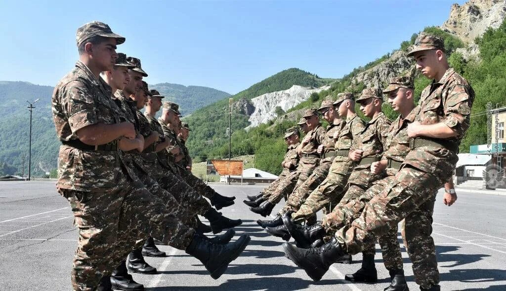 Вооружение армии Армении. Сухопутные войска Армении. Армянские военные техники. Оружие сербской армии. Поставь армяне