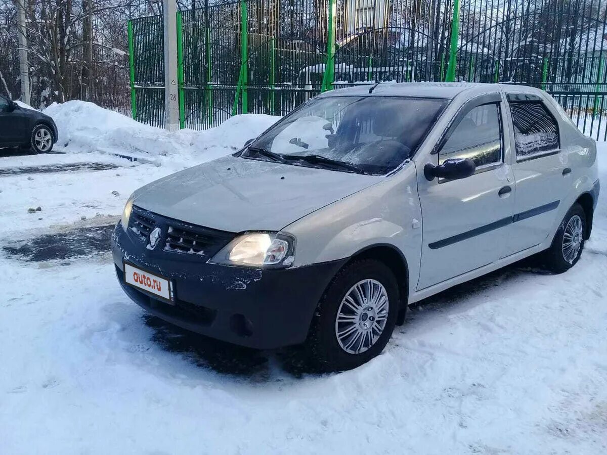 ренаулт логан 2009. Renault logan 2009 1. 4. рено логан 2009 серебристый. 4 2009 года.