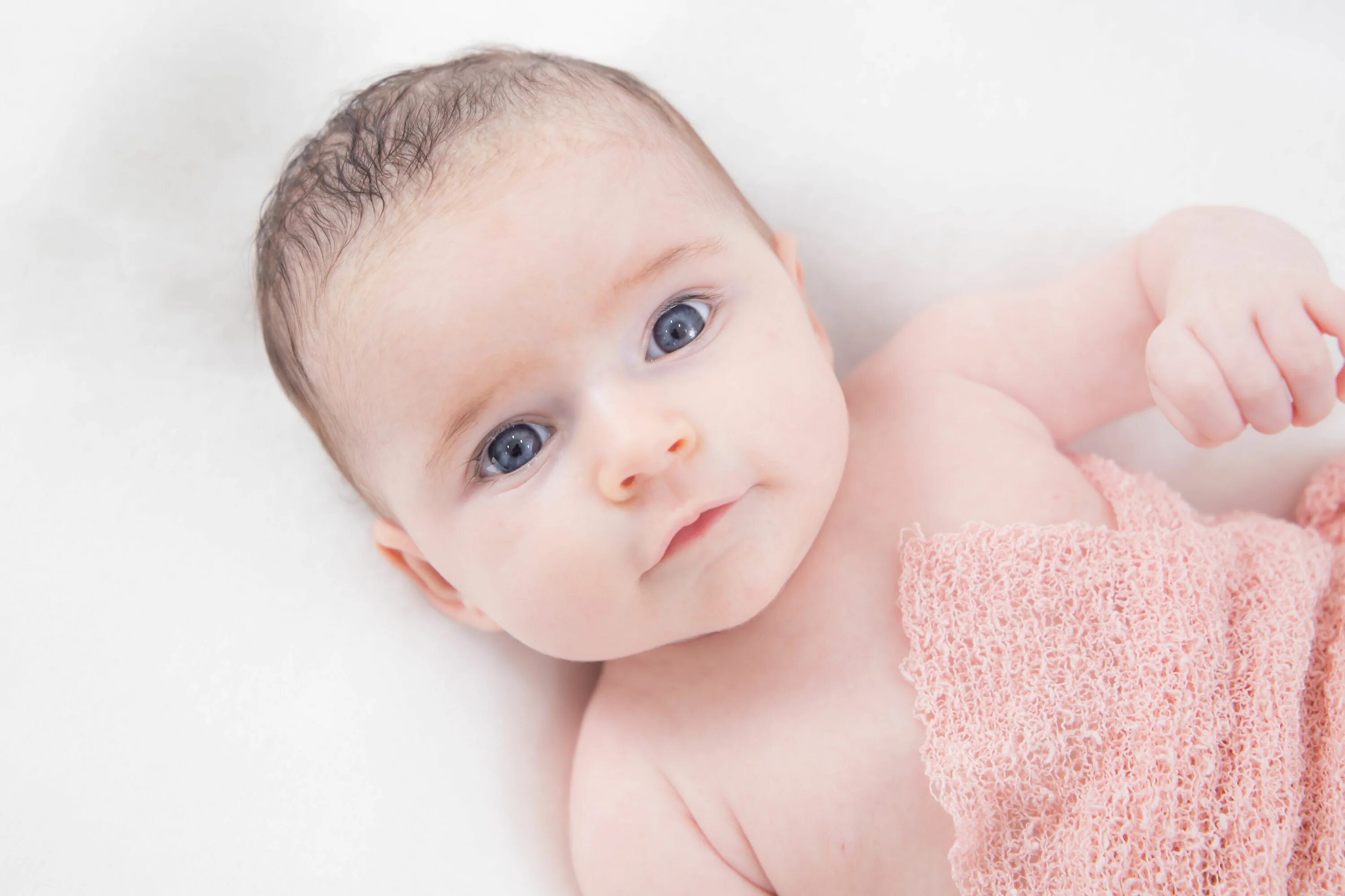 Eyes of Newborn Babies. Eyes of Newborns Babys. Beautiful Baby thanks. Old Baby. Baby week