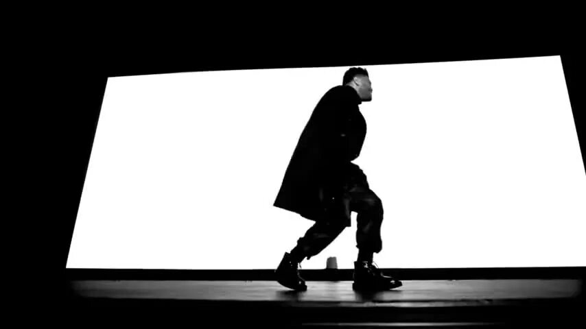 Call is my name. The weeknd call out my name. call out my name обложка. call out my name фото. call out my name - the weeknd обложка альбома.