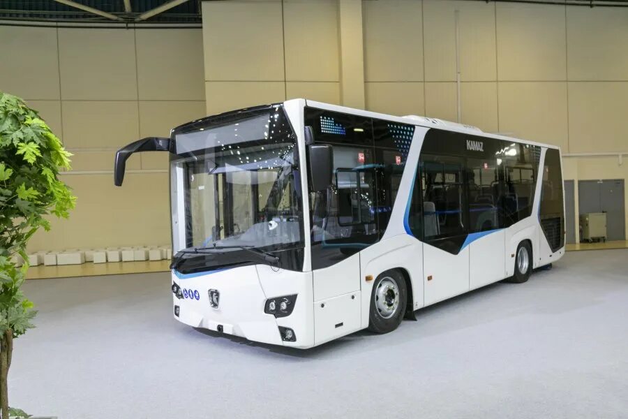 КамАЗ получил большой госзаказ на новейшие автобусы-вездеходы - Рамблер/авто
