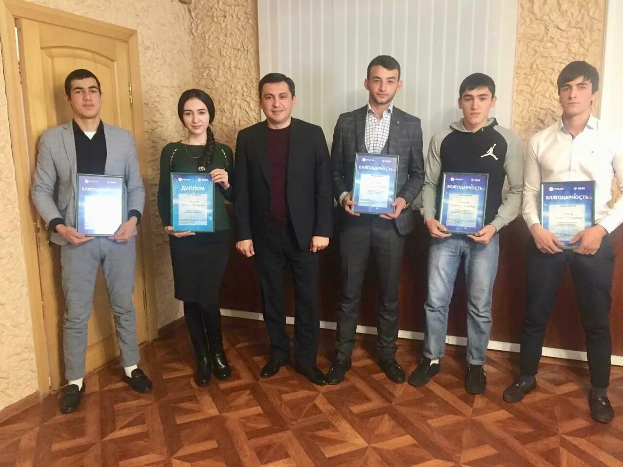 подскажи конкурс. конкурс. конкурсы творческие в школе. библиотечные конкурсы для детей.