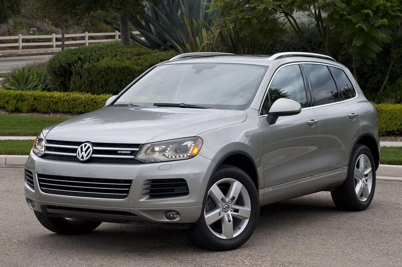 Volkswagen touareg 2012. Touareg 2012. Фольксваген Туарег 2012 года. Volkswagen Touareg, 2012 г.. Volkswagen Туарег 2012.