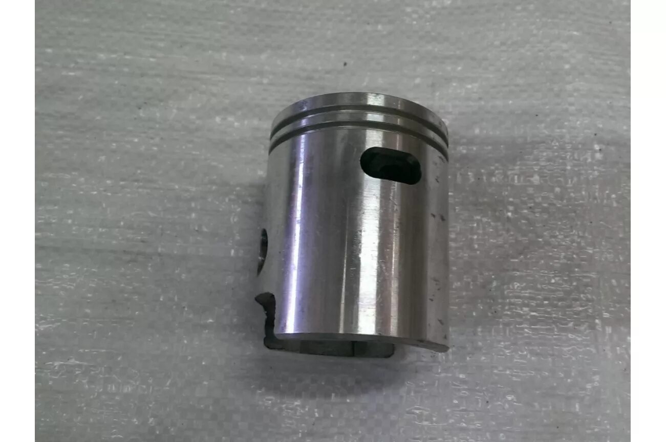 цилиндр мотороллера муравей. поршень на мотороллер муравей 2м 01. поршневая на мотороллер муравей. тмз 200 муравей двигатель диаметр поршневого пальца. поршневая группа на муравей вятка.