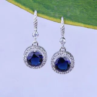 Серебряные серьги с синим камнем