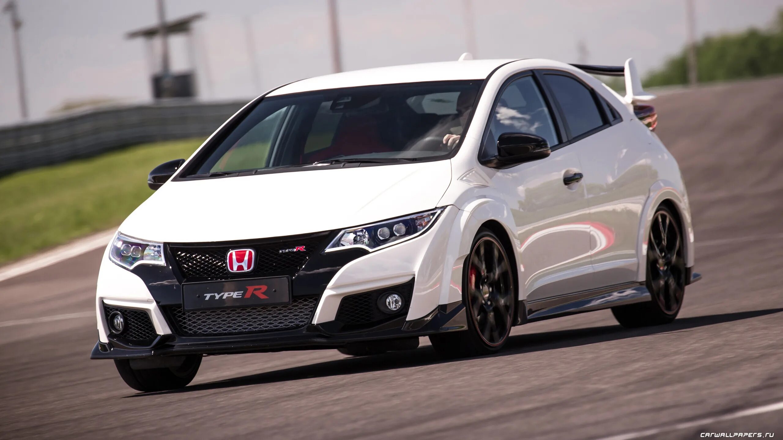 Хонда сивик р. Honda Civic Type r fk2. Honda Civic Type r 2015. Хонда Цивик тайп р 2015. Хонда Цивик тайп р купе.