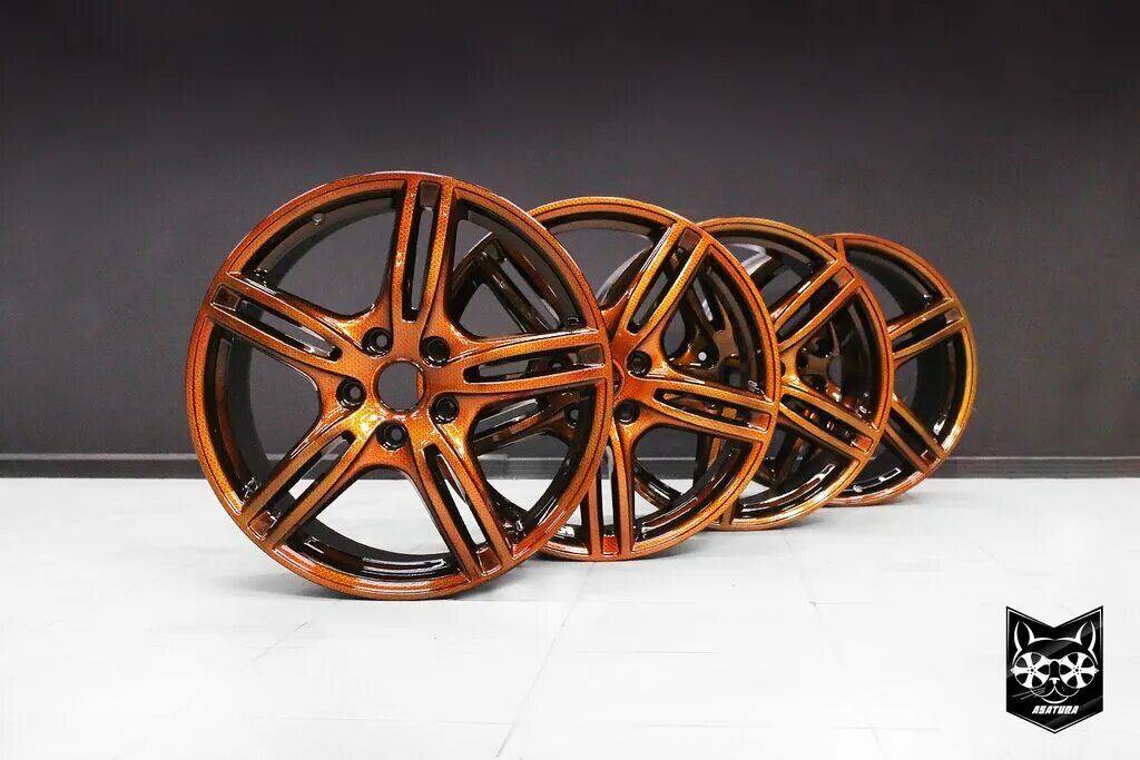 Открой тюнинговое оно. Студия автотюнинга. Автостудия custom heroes. Магазин автотюнинга. Студия автотюнинга proдвижение.