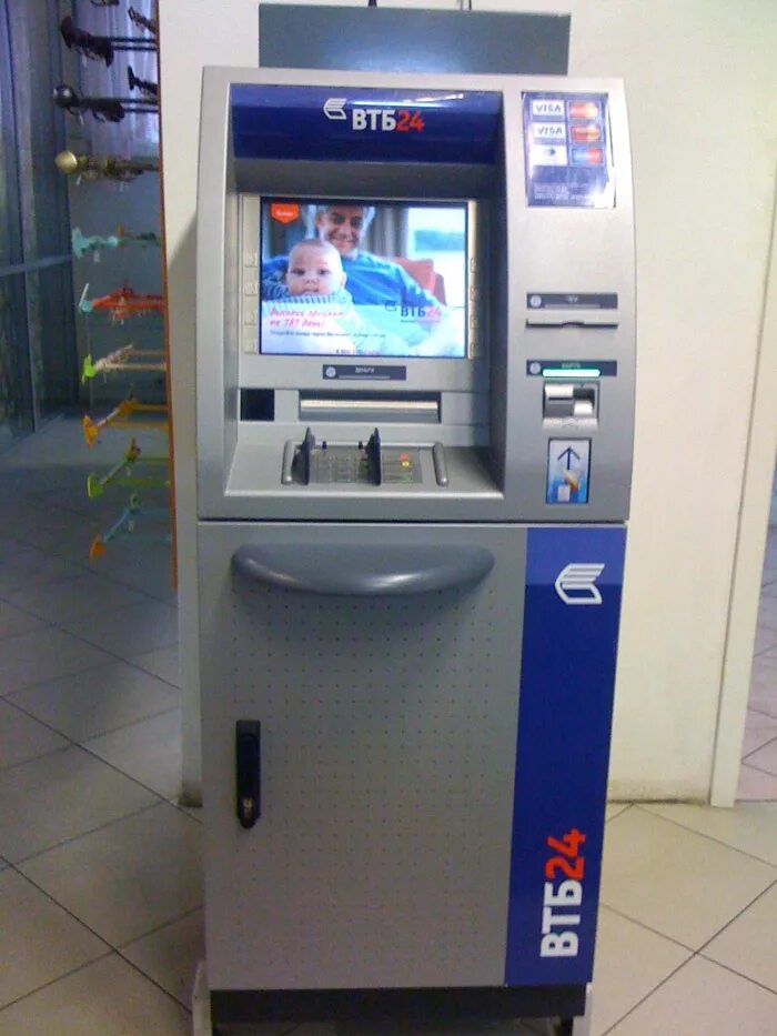 Втб банкомат пополнение. ВТБ Калуга терминал. VTB ATM. Банкомат ВТБ. Терминал ВТБ банка.