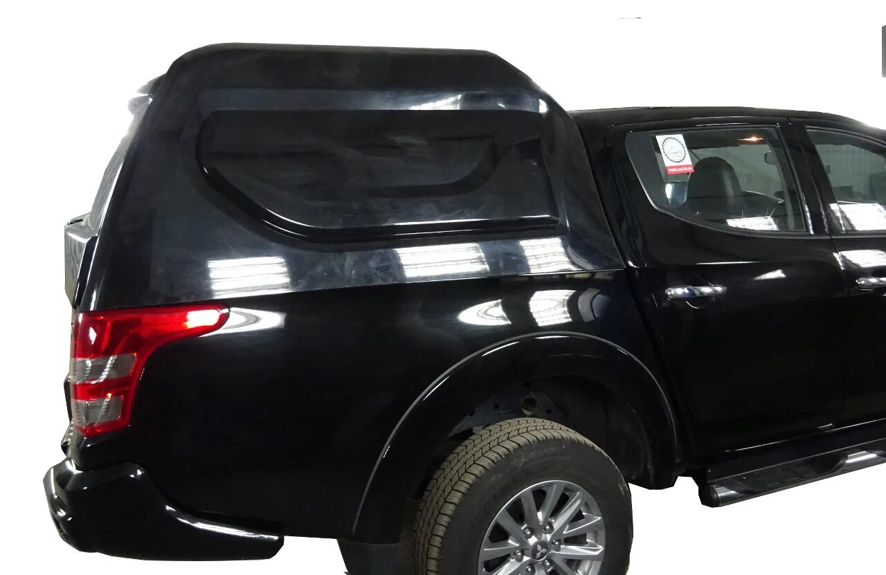 L200 mitsubishi кузова. Крышка кузова Mitsubishi l200 2020. Крышка кузова Mitsubishi l200 2021. Кунг Мицубиси l200. Митсубиси l200 с кунгом.