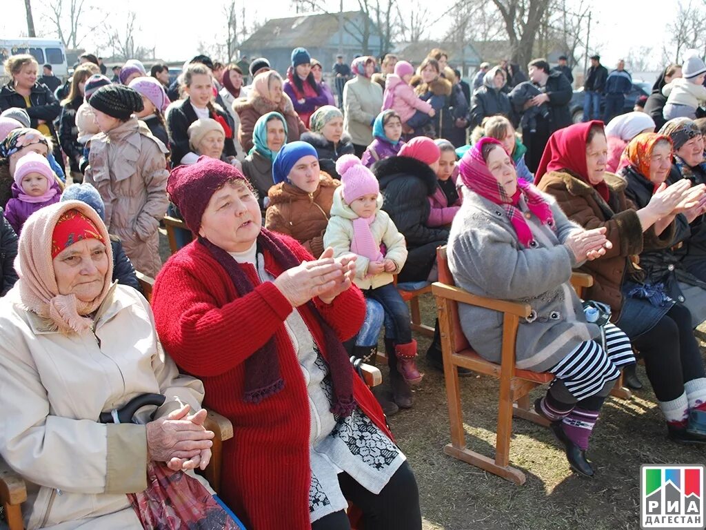 Погода в черняевке кизлярского. Село Александрия Кизлярский район. Кизляр село Черняевка. Александрийская СОШ Кизлярский район. Александрия село Кизлярский район директор.