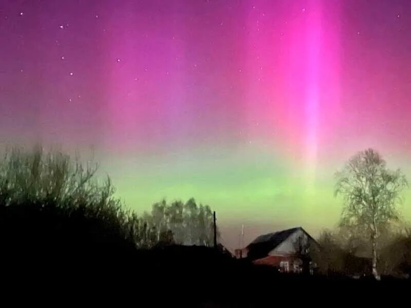 Северное сияние Брянск. Северное сияние в Брянской области. Северное сияние в 2022-2023 году в Брянской области. Северное сияние в Брянске 2023.