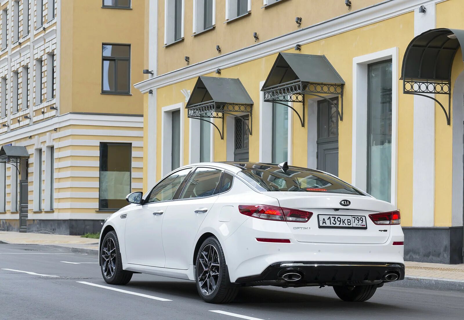 Киа оптима в спб. Kia Optima 2019. Kia Оптима 2018.