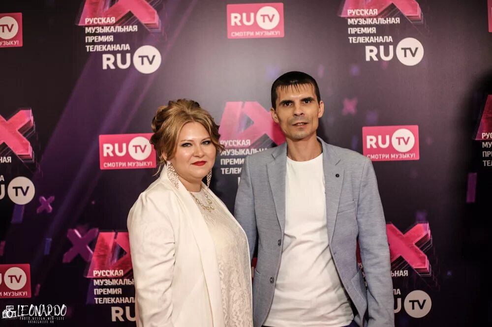 Ру ТВ. Премия ru TV. Ру ТВ продюсер. Канал ру ТВ. Покажи канал ру тв