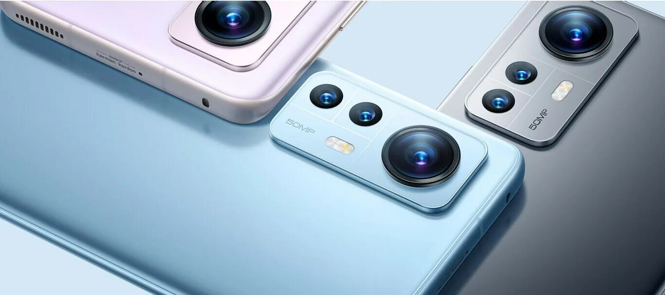 Xiaomi показала комплект поставки и сам Xiaomi 12 Pro в действии