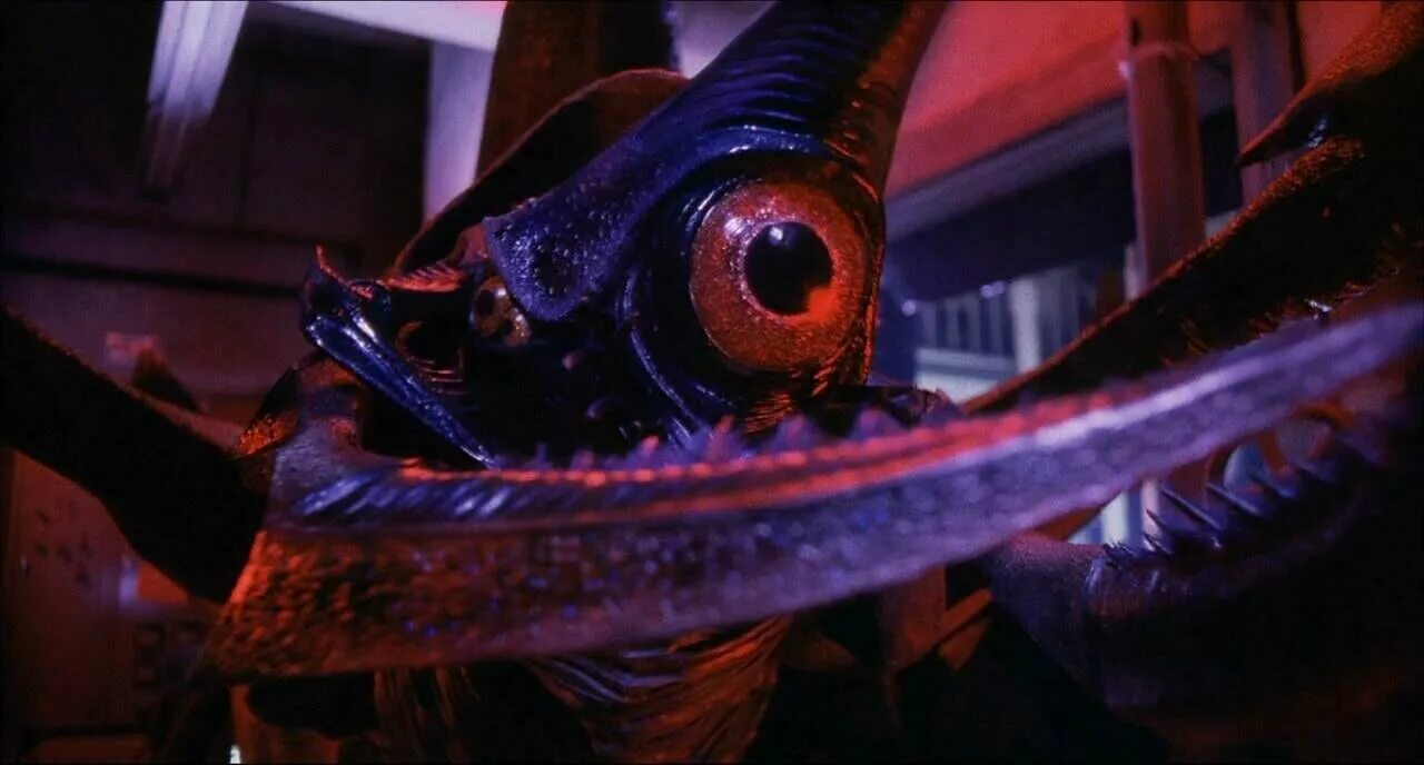 гамера защитник вселенной 2. космический легион гамера. игрушка. гамера 2: нападение космического легиона фильм 1996. гамера 2 нападение космического.