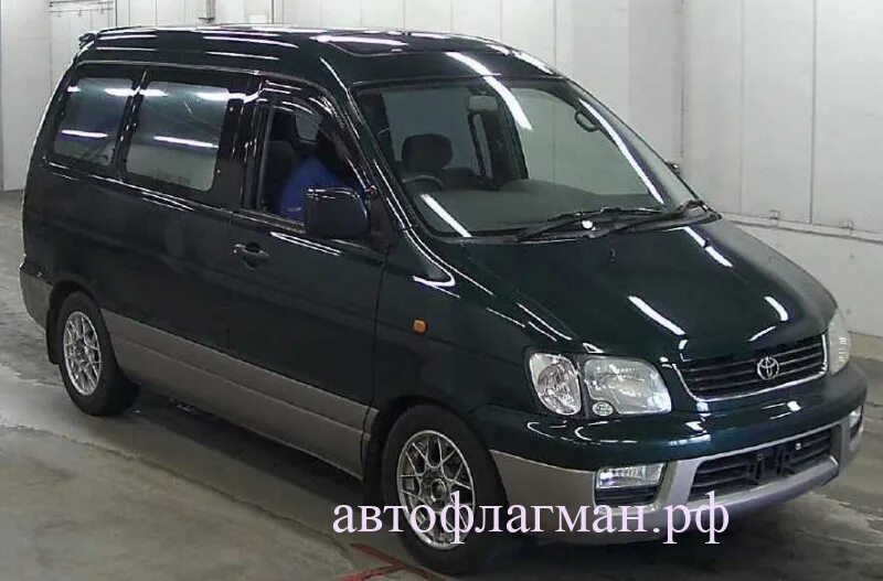 Toyota Town Noah 1999. В разбор Toyota Town Ace Noah. Ноах 1999 туманки. Фара противотуманная Тойота Таун айс Ноах.