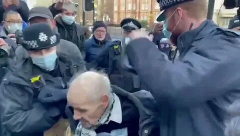Против выдавать