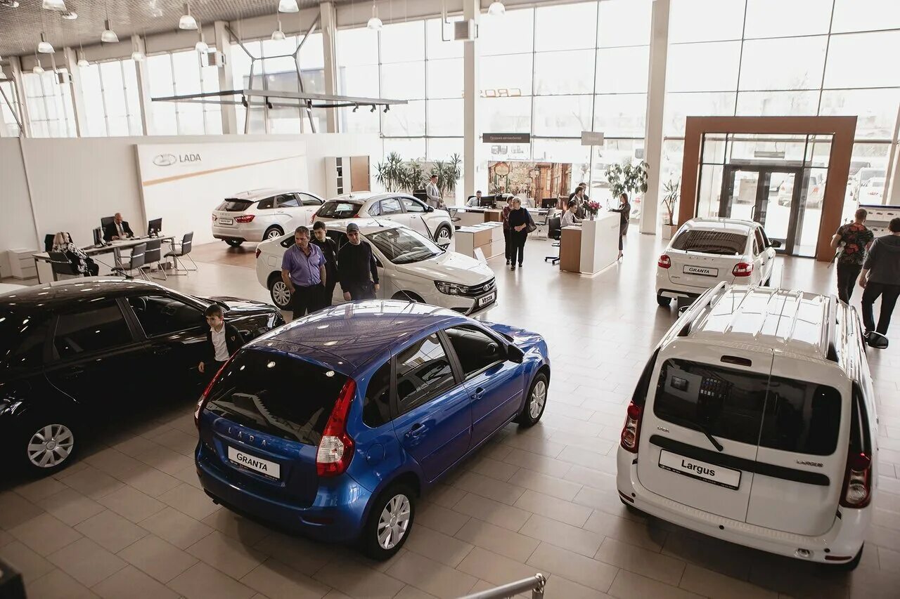 Киа юг авто краснодар. Юг авто. Киа яблоновский. Юг авто автомобильная деревня. Автосалон бакра краснодар.