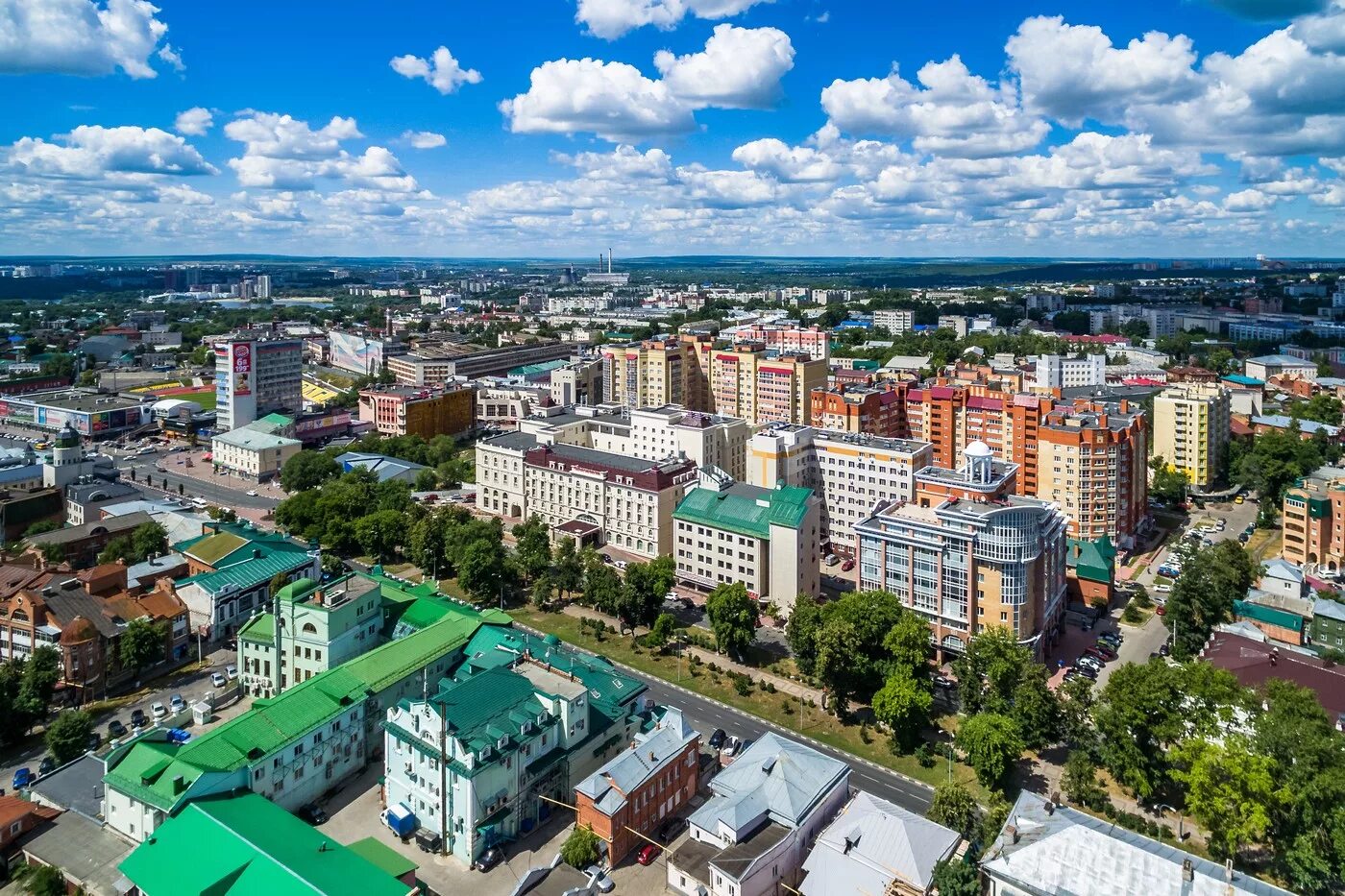 Ленинский район город екатеринбург. Город Ульяновск Ленинский район. Ленинский район ЕКБ. Ульяновск Ленинский район с высоты. Ленинский район Нижний Новгород.