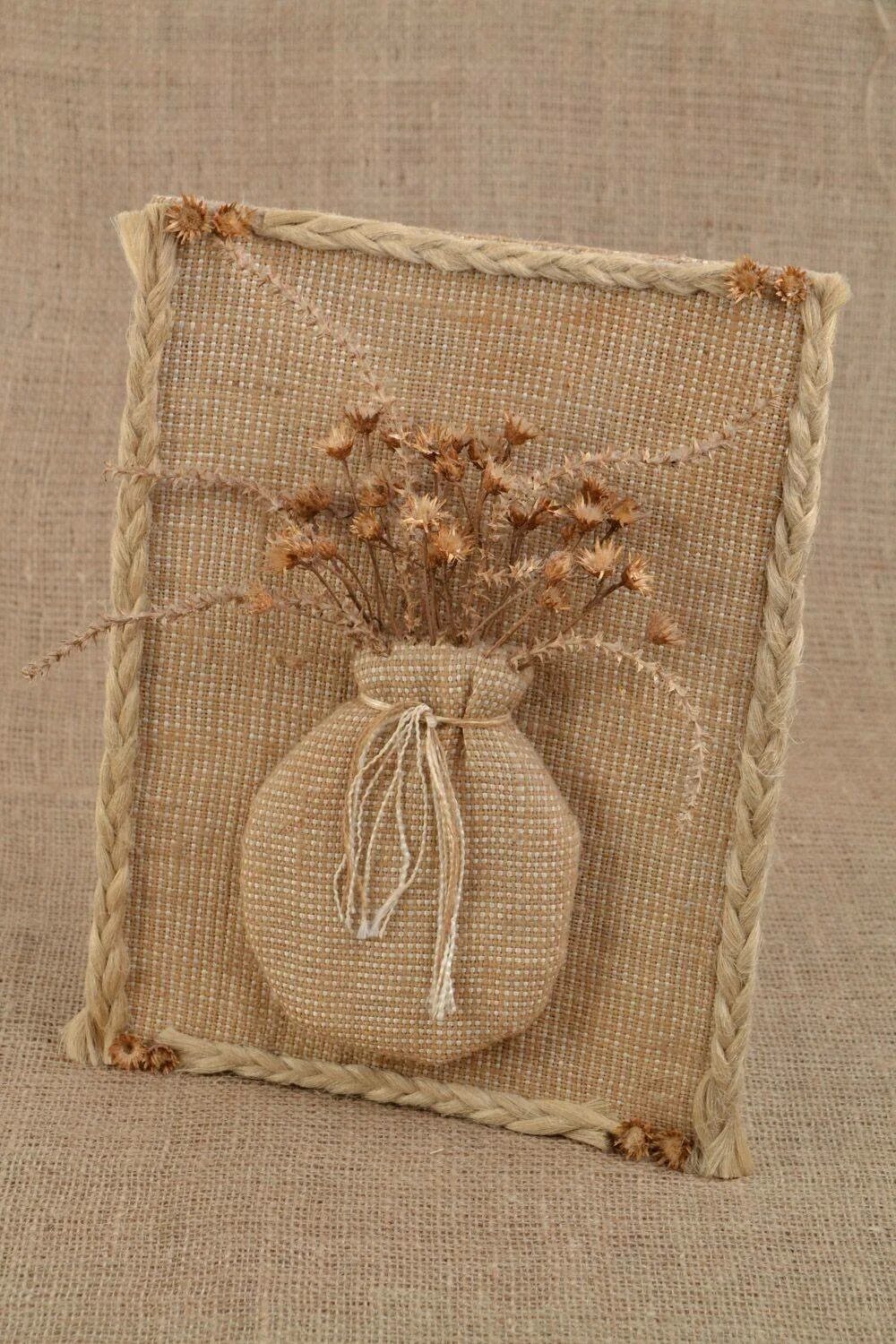 Панно из мешковины. Панно из мешковины. Панно из мешковины. Панно из мешковины. Настенное панно из мешковины.