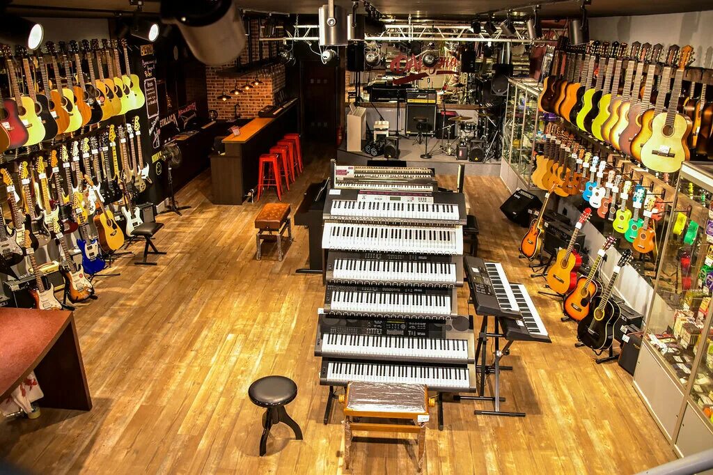 фанзона магазин сыктывкар. красноярский музыкальный магазин. магазин музыкальных инструментов иркутск карла маркса. музыкальные магазины маркса. музыкальный магазин симферополь.