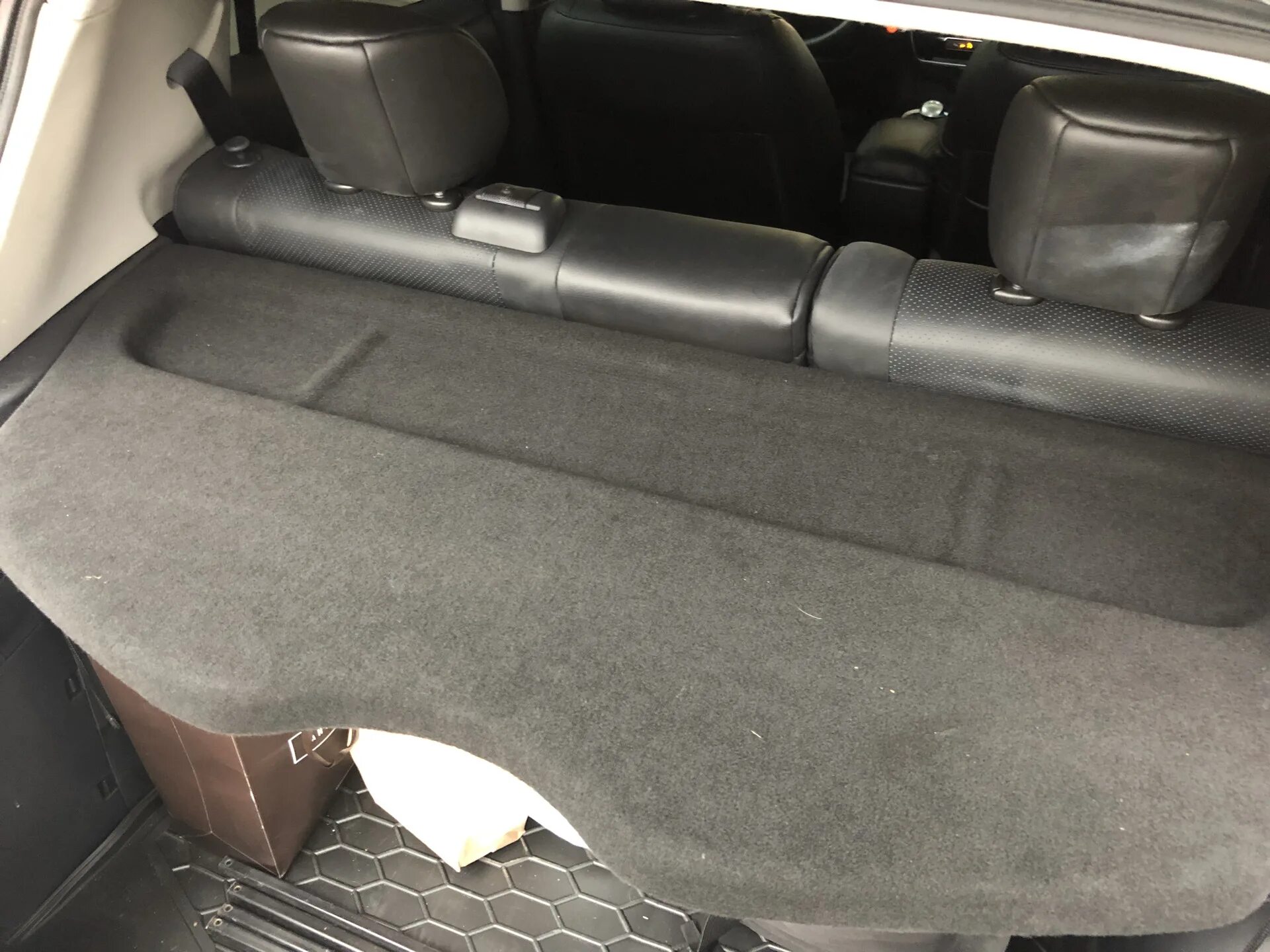 Задняя полка ниссан. Мягкая полка на nissan qashqai. Усилитель полки almera g15. Полка багажника nissan wingroad y11 2000. Полка ниссан микра к12.