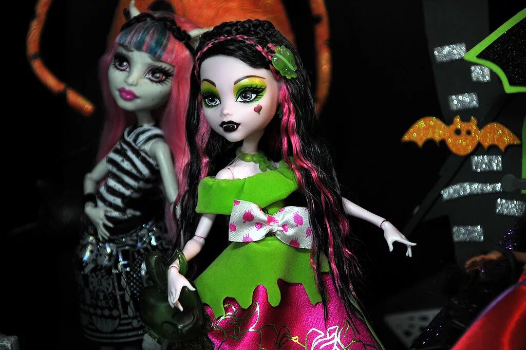 Монстр хай страшно. Фрэнки монстер хай страшно огромные. Кукла monster high страшно-огромные клодин вульф, 42 см, dhc41. Куклы монстер хай скелита оак. Монстр хай страшно.
