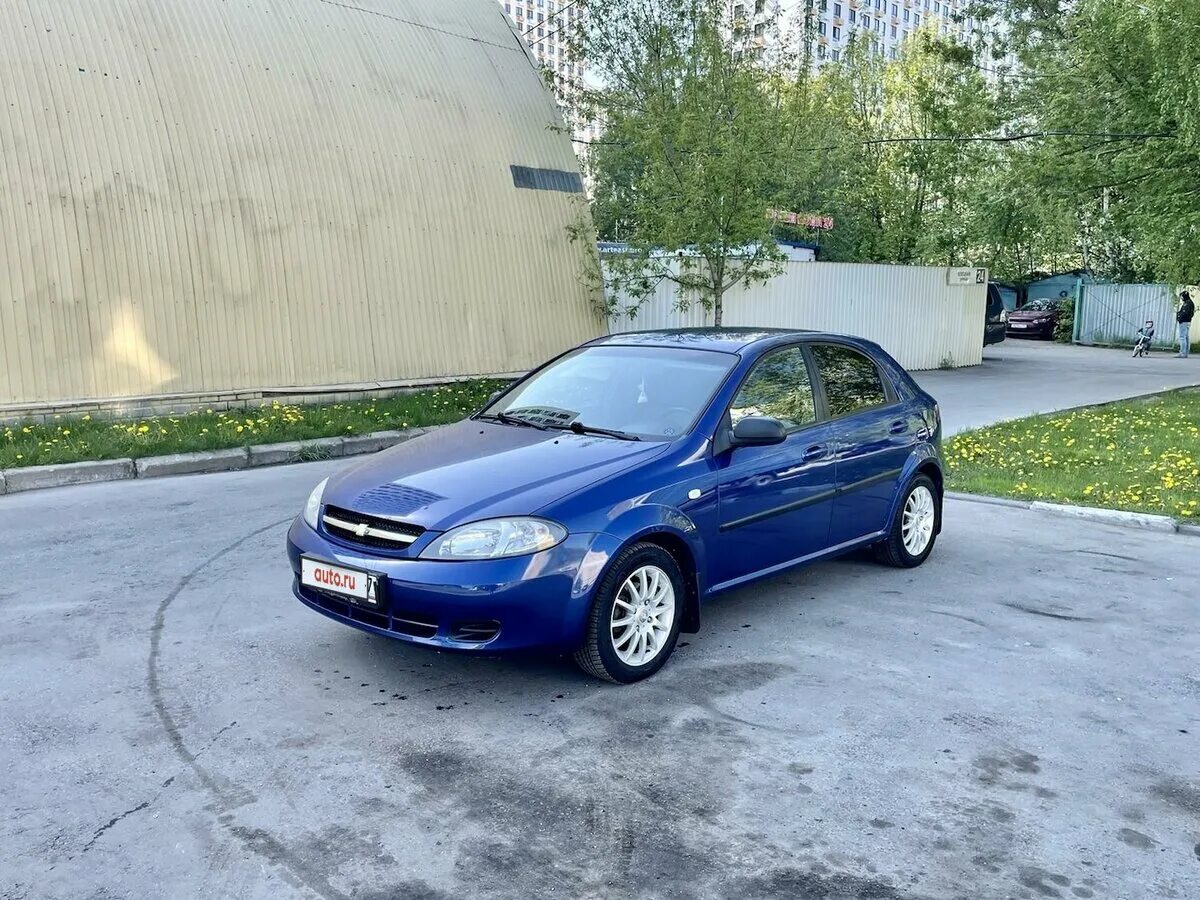 Шевроле лачетти хэтчбек механика. Chevrolet Lacetti 2008 хэтчбек. Шевроле Лачетти хэтчбек сине-зеленый. Шевроле Лачетти хэтчбек синий. Шевроле Лачетти хэтчбек сиреневая.