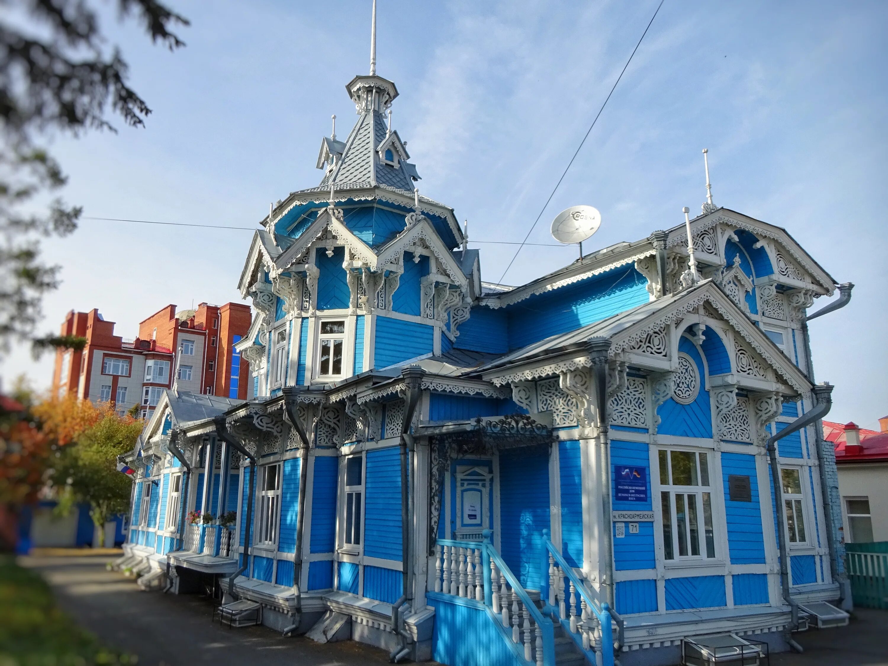 Дом бердов. Томск дом купца. купеческий дом томск.