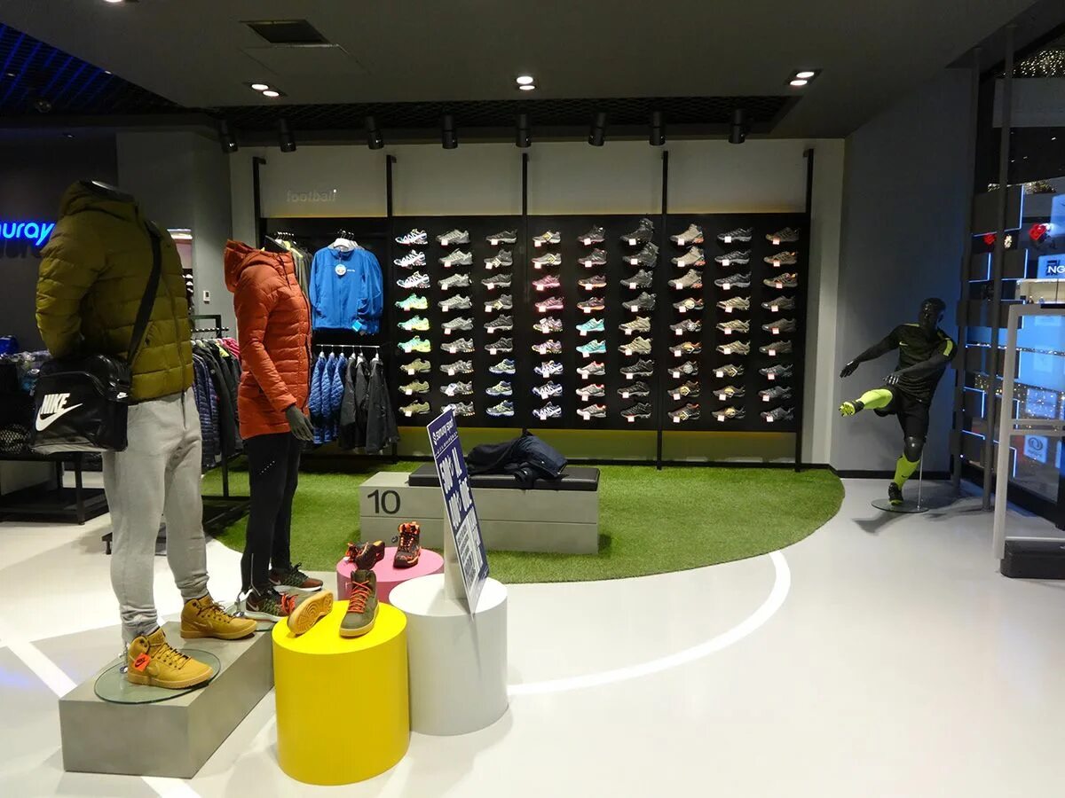 Nike в Турции. Магазин Nike в Турции. Адидас Турция. Nike Ереван. Найк турция сайт