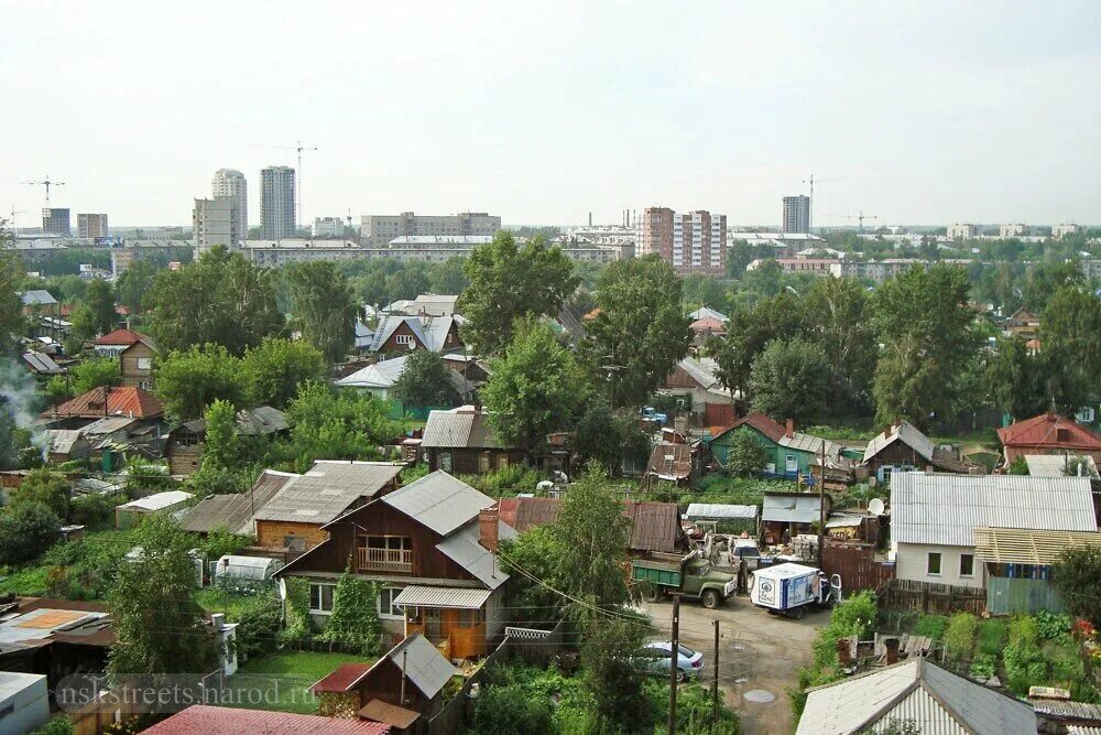 Новосибирск окраины. Окраины Барнаула. Новосибирск окраины города. Частный сектор.