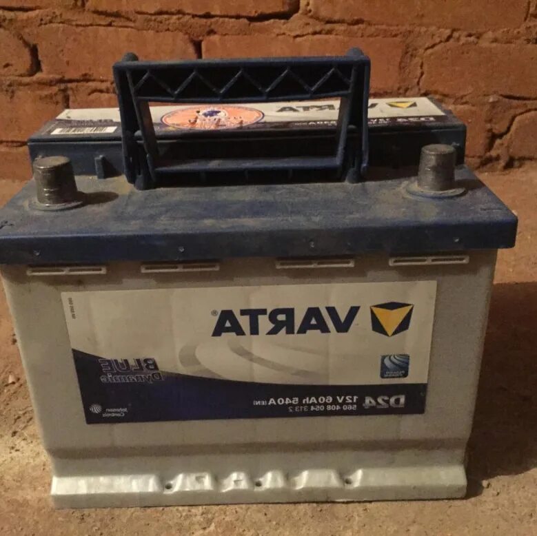 аккумулятор автомобильный б у. размеры акб 77ач. аккумуляторы свинцовые отработанные неповрежденные с электролитом. аккумулятор автомобильный б у. прием бу аккумуляторов.