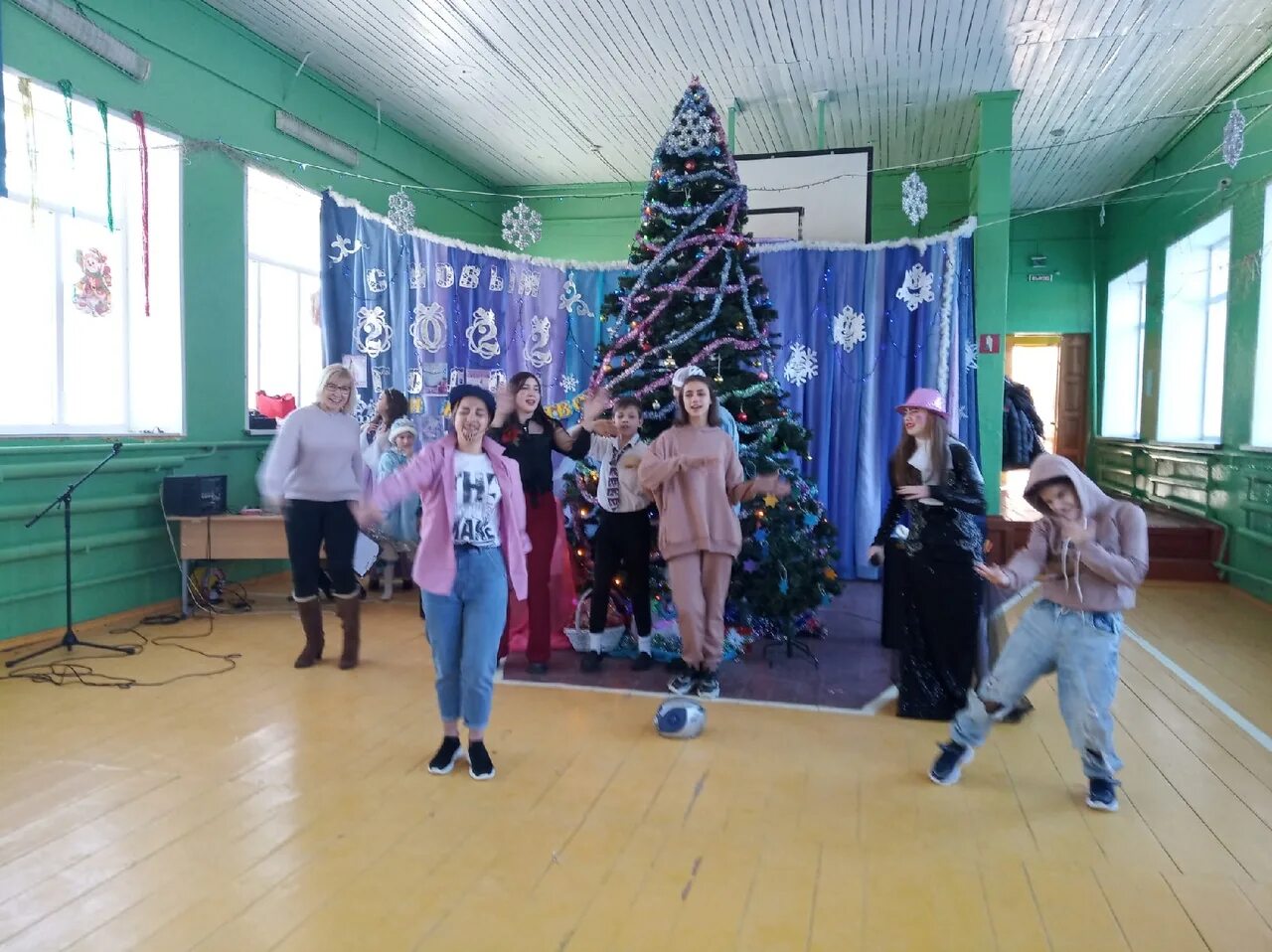 Климовски интернат. Климовская школа интернат. климовская школа интернат брянская область. климовская школа интернат покровское. 44 интернат федосьино.
