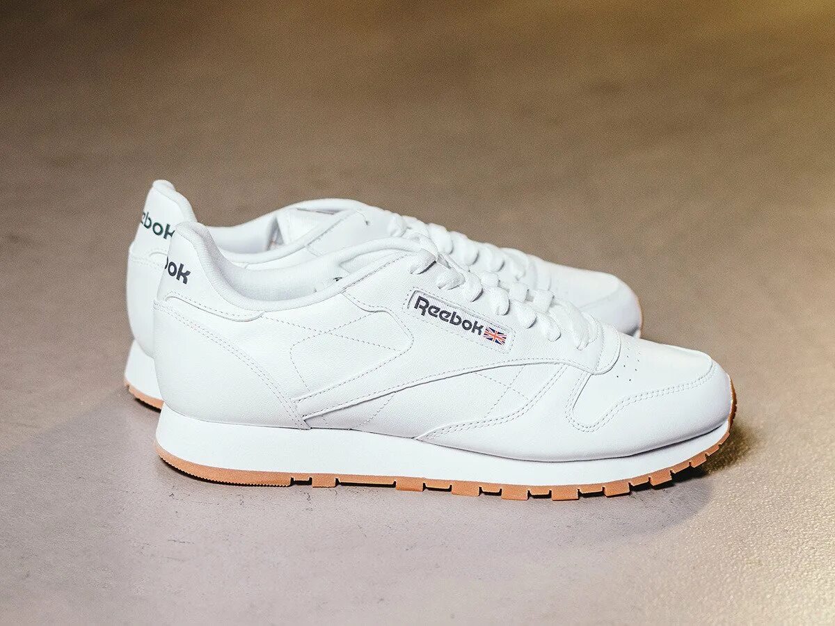 Купить рибок классика. Рибок Leather Classic. Reebok men's Classic Leather White. Classic Leather Shoes Reebok. Reebok Classic кроссовки.