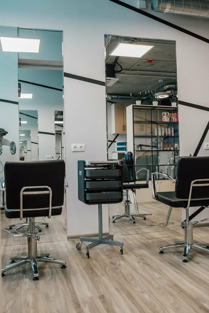 Хоккейный магазин союз ульяновск. Хоккейная форма марьино. Леомолл спб. Американская сеть парикмахерских. Forma санкт петербург.