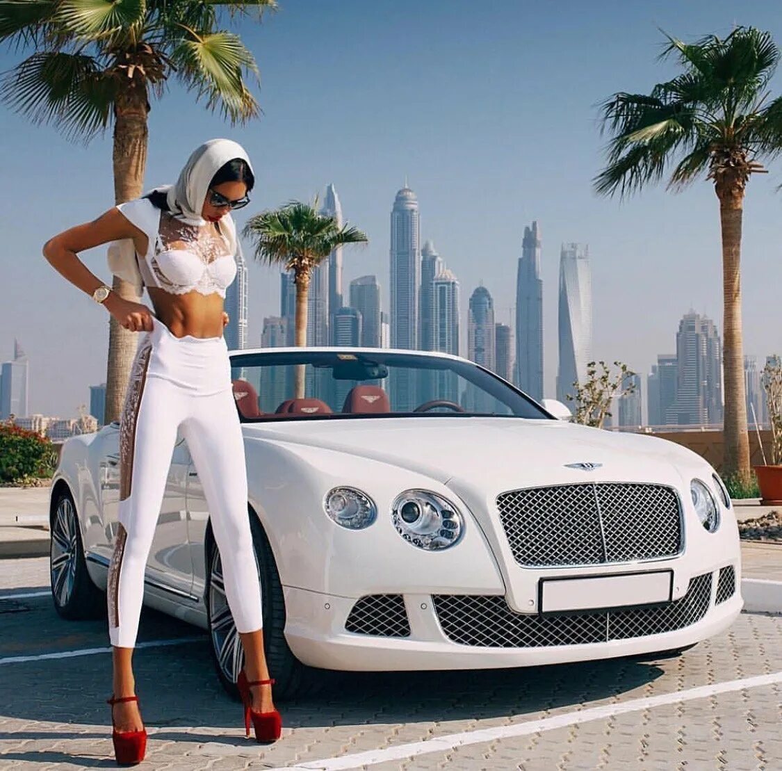 Хочу быть обеспеченной. Рич Шейх Дубая. Рич блоггер Дубай. Красивые богатые девушки. Богатая жизнь.