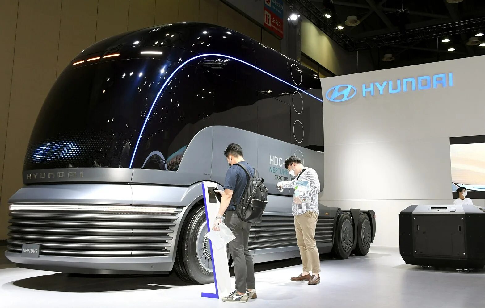 Водородный дом. Hyundai HDC-6 Neptune. Водородный Hyundai. Hyundai hydrogen Mobility. Hyundai Motor Group 2022.