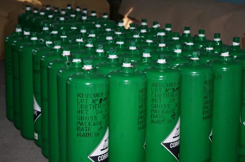 в чем хранят ртуть. хранение ртути. тара для красной ртути. контейнер для ртутьсодержащих ламп маркировка. хранение ртути.