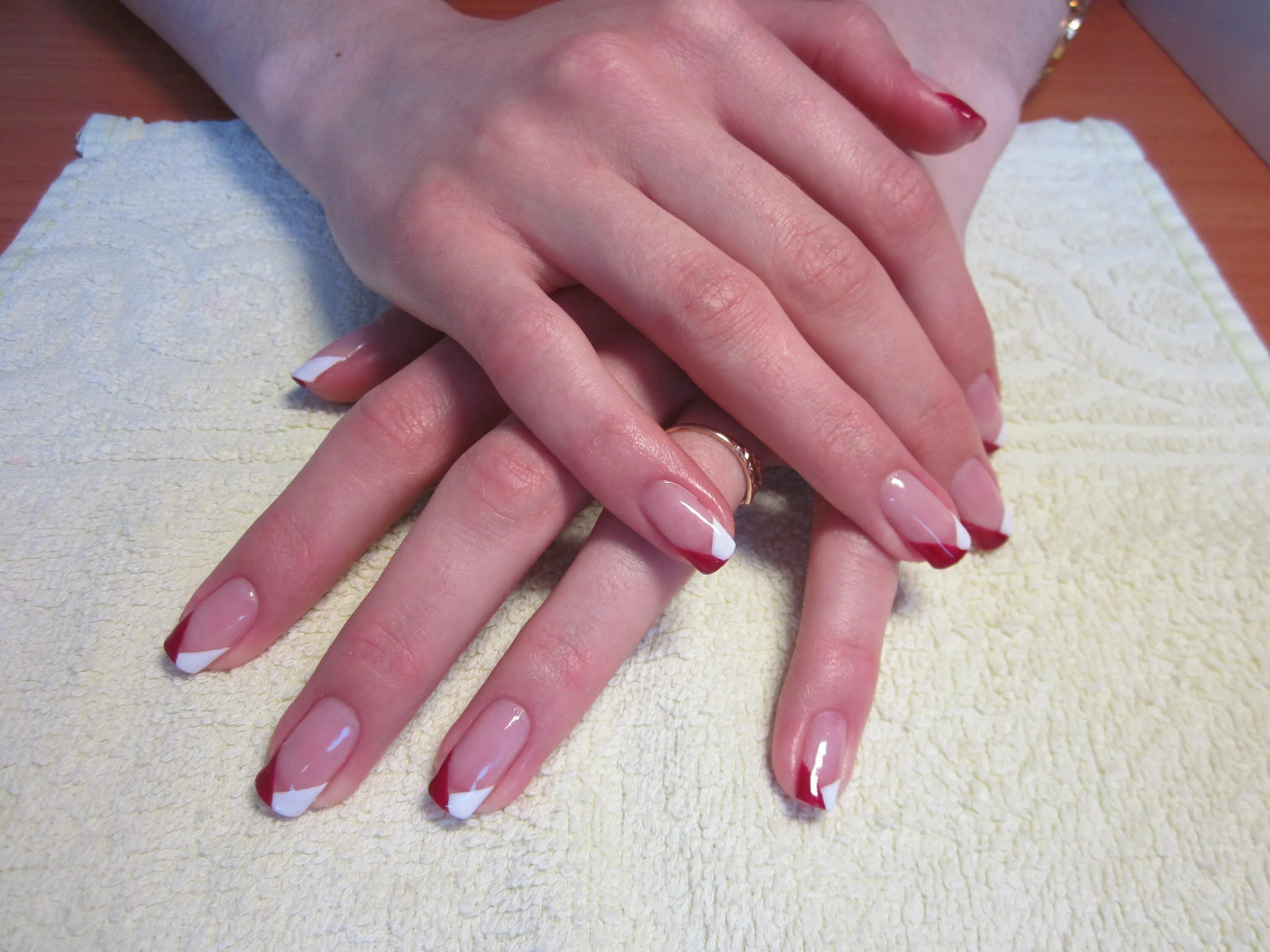 длинные ногти. красивые натуральные ногти. нарощенные ногти. длинные ногти на руках. нарощенные руки.