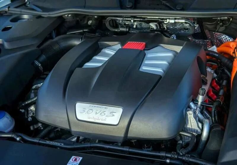 Cayenne двигатели. Порше кайен 2018 двигатель. кайен 3.6 2008 двигатель. porsche v6 3.6. porsche cayenne hybrid двигатель.