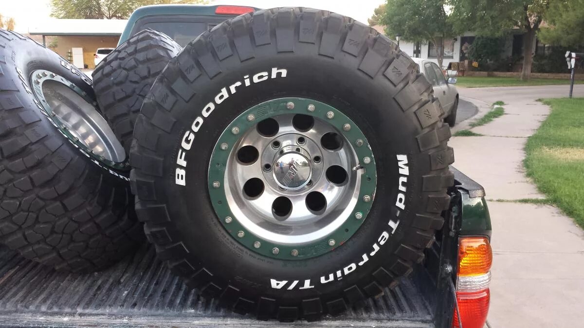 All terrain t a r15. Bfgoodrich 35x12.5x15 km2. bfgoodrich all terrain 33 10.5 15. bfgoodrich mud-terrain t/a km2 33/12.5 r15. bfgoodrich km2 31x10,5 r15.