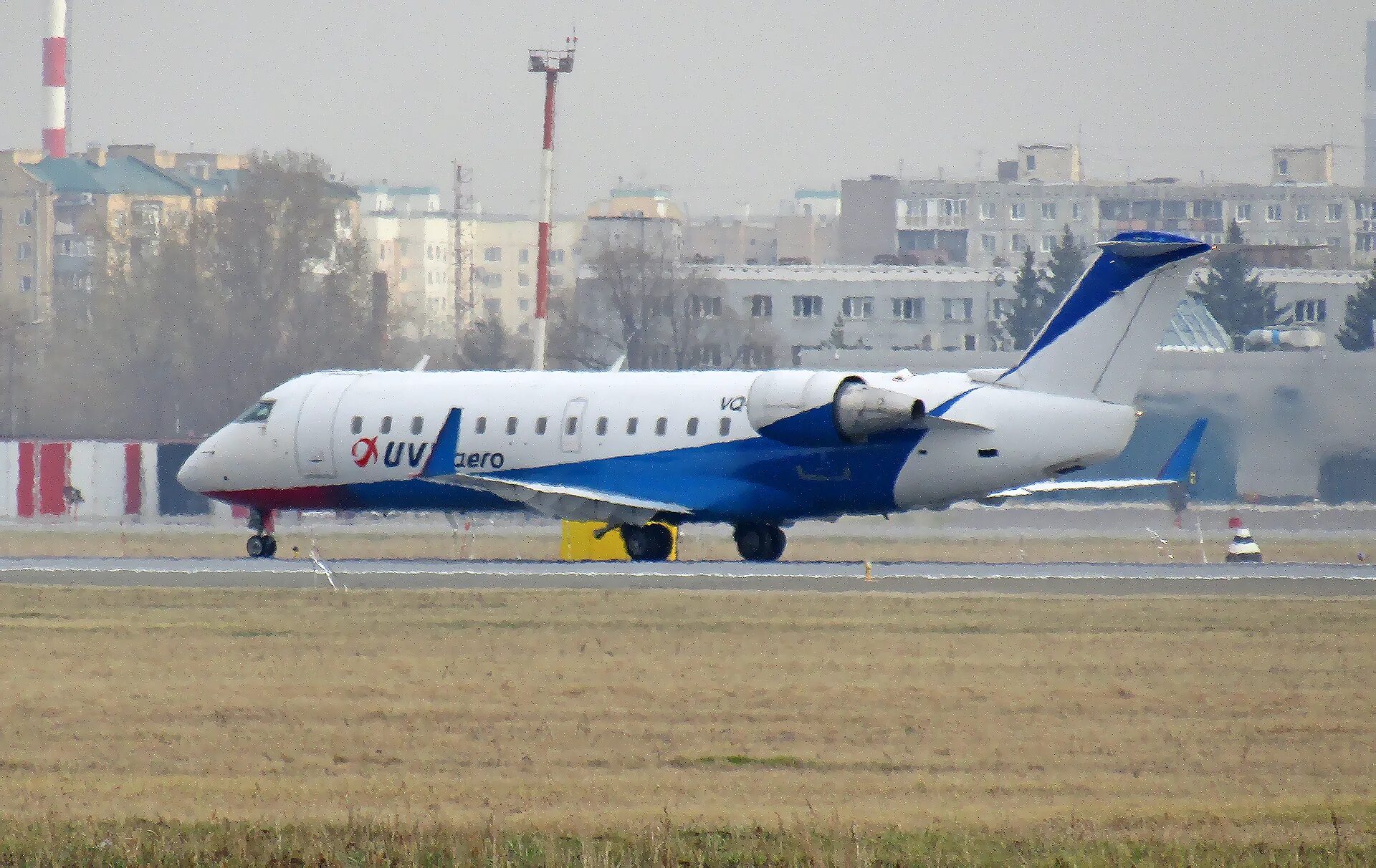 Bombardier crj200 ЮВТ. Bombardier crj200 ЮВТ Аэро. CRJ 200 UVT Aero. Canadair CRJ 200 ЮВТ Аэро. Самолет canadair crj 200