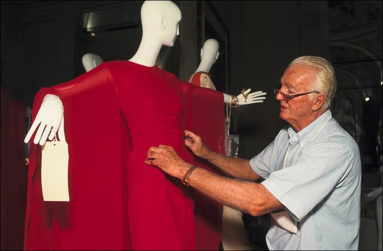 Модельер юбер. Юбер де живанши фото. Юбер де живанши. Юбер де живанши молодой. Юбер де живанши.