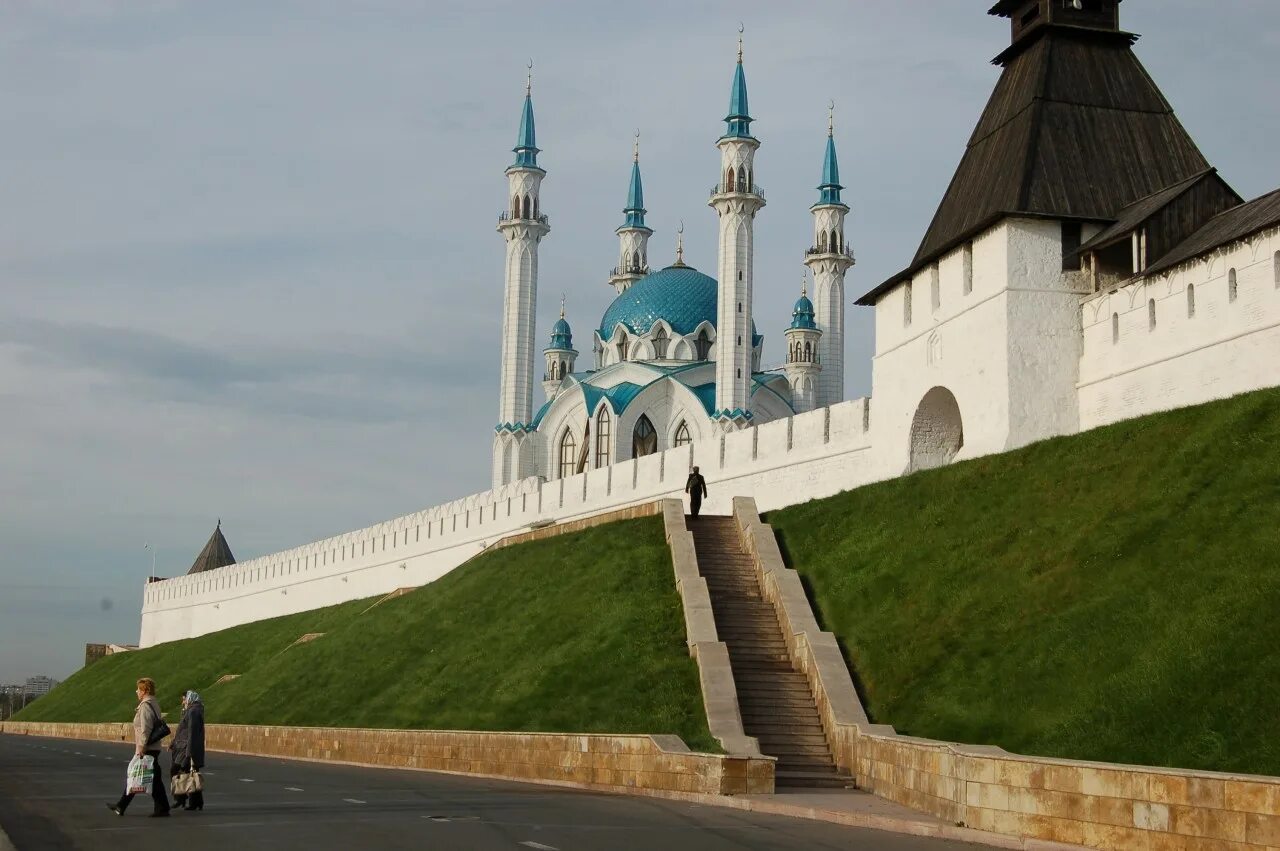 Комплекс казанского кремля. Историко-архитектурный комплекс Казанский Кремль. Достопримечательности Казанского Кремля. Казанский Кремль заповедник. Казанский Кремль Казань план.