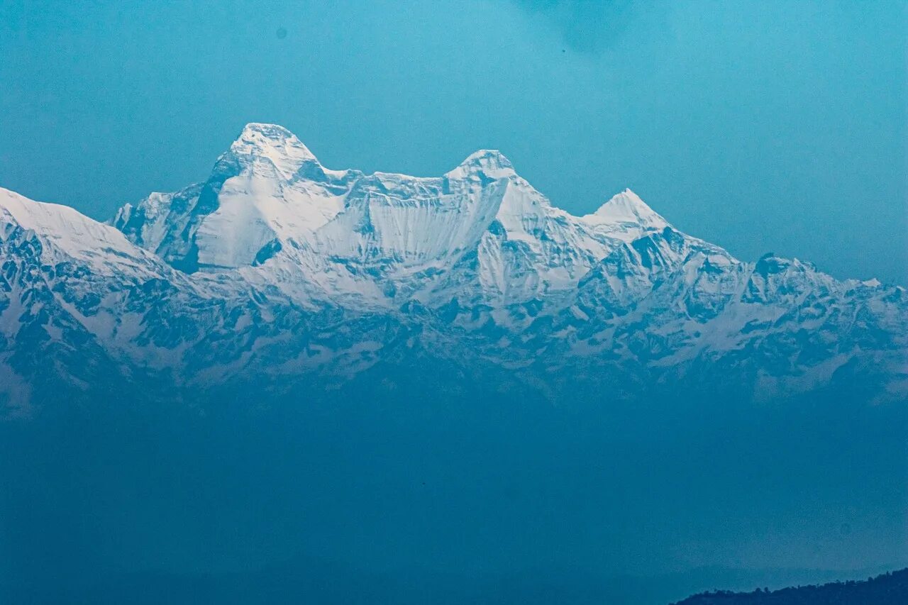 Склоны гималаев. Горы Гималаи. Лето горы Гималаи. Гималаи фото гор. Гималаи горы Aquarel.