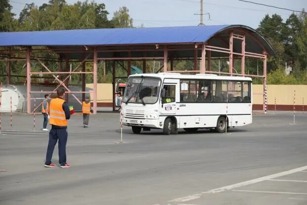 логотип автотранспорт в пышма. ао автотранспорт верхняя пышма автопарк. остановка орджоникидзе верхняя пышма. старая автостанция верхняя пышма. автостанция верхняя пышма.