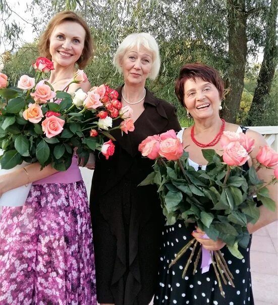 Грация дмитров. Воздушная акробатика псков. Танцующая грация челябинск. Грации псков. Грации псков.