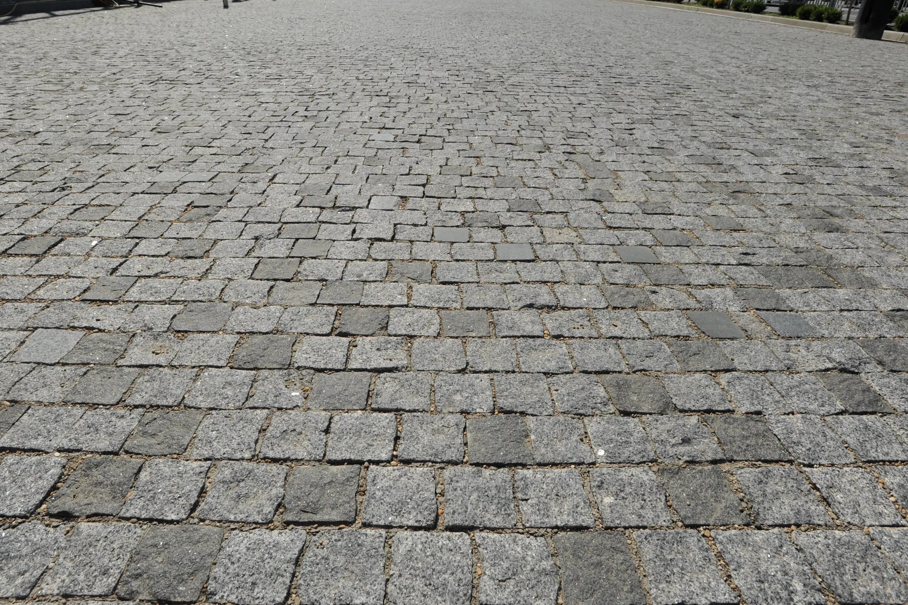 гранитная площадь. гранитная брусчатка возрождение. фонтаны на московском проспекте в санкт-петербурге. дворцовая площадь спб брусчатка. мощение территории гранит.