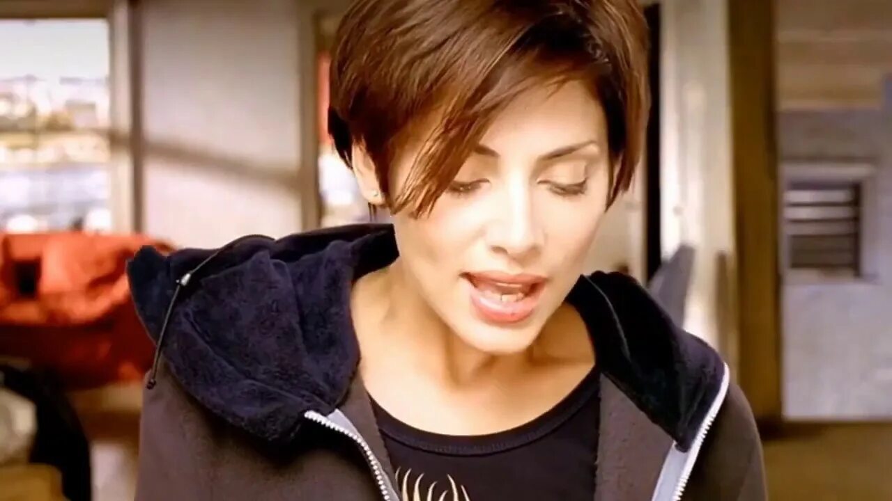 Натали джейн имбрулья. Наталия имбрулия торн. Певица натали имбрулья. Натали имбрулья 1997. Наталья имбрулья торн.